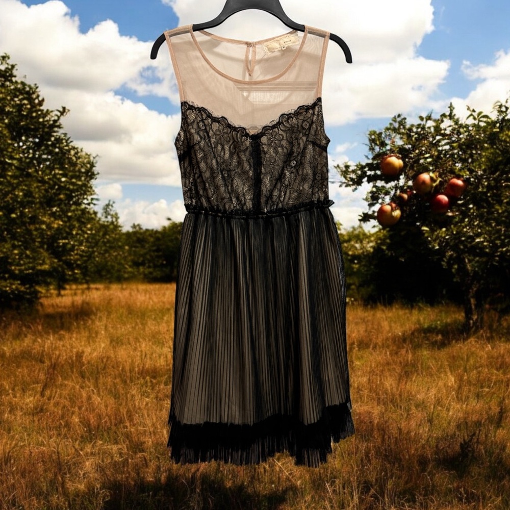 A’reve size Medium mini dress